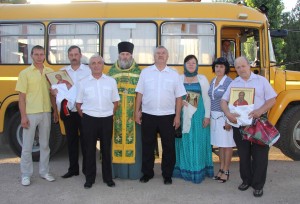 8 июля 2013 года Крестный ход. Паломники станицы Ясенская