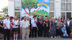 Линейка 1 сентября (2)